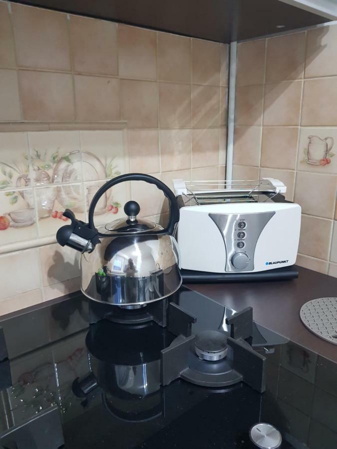 Apartamenty Rest Studio Self Check-In 24H ビトム エクステリア 写真