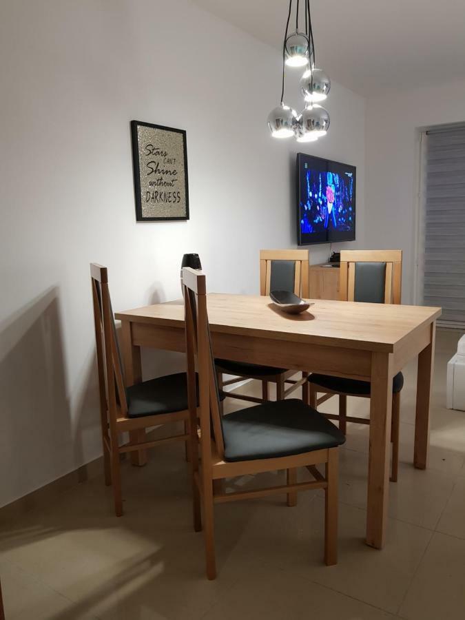 Apartamenty Rest Studio Self Check-In 24H ビトム エクステリア 写真